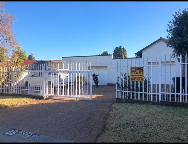 4 BEDROOM HOUSE FOR SALE IN ALBEMARLE